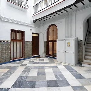 https://cdz-santiago-terry-apartamento-centrico-en-cadiz.hotelsincadiz.net